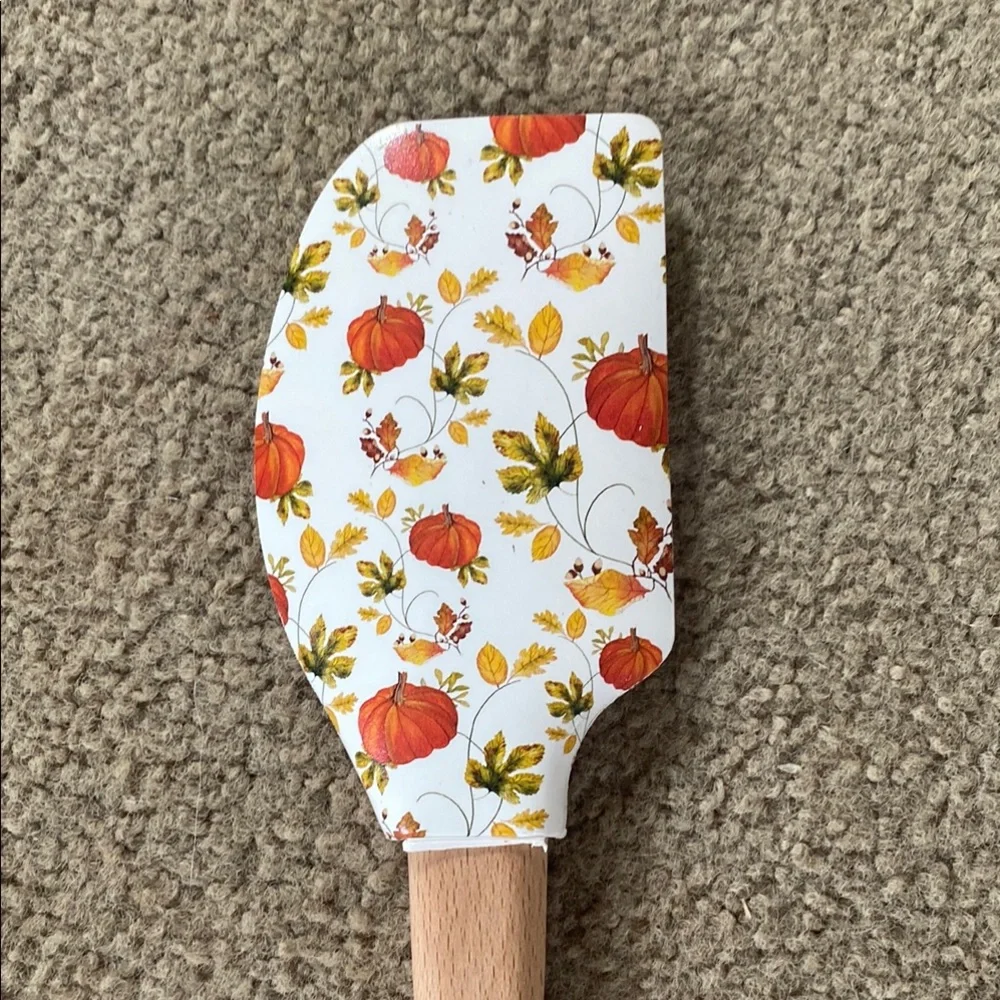 Floral Pumpkin Sur La Table Spatula with Wooden Handle
